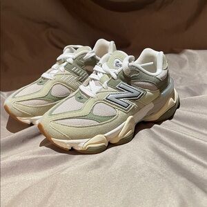 New Balance 9060 Olive Gum Sneakers PC9060FO Kids Size 1